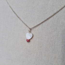 Kayla - schelp en rhodochrosiet ketting