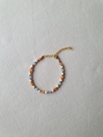 Lana          -   Agaat en zoetwaterparel armband