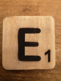 Letter E