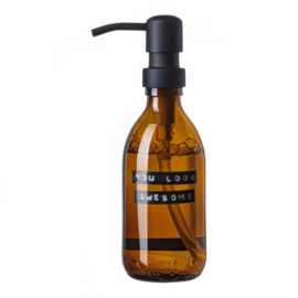 Wellmark - you look awesome - zwart 250 ml