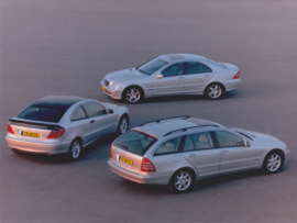 Mercedes-Benz press kit with photo's & text sheets, Amsterdam, 1/2001