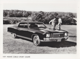 Chevrolet Monte Carlo Sport Coupe - press photo - USA - 1971