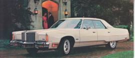 New Yorker Brougham, US fact card, 1978, text on the back
