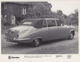 Daimler 4.2.litre Landaulette, press photo, UK, 3/1974