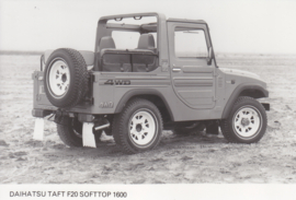 Daihatsu Taft F20 4x4 soft top 1600, press photo, Dutch, 1983