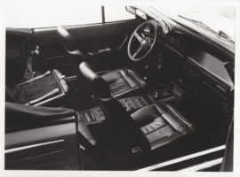 Mondial 2+2 Cabriolet interior, press photo, Italy, 1980s