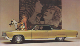 Ninety-Eight Holiday Coupe, US postcard, standard size, 1969