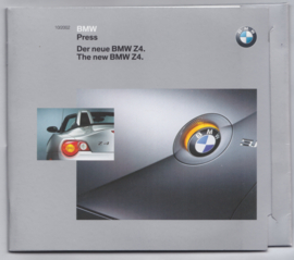 BMW Z4 press kit with photo's, CD-Rom & text sheets, English, 10/2002