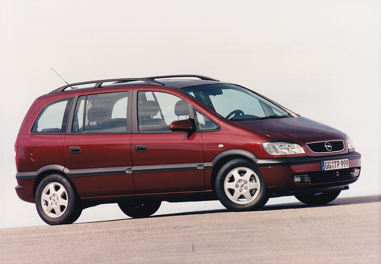 Opel Zafira 7-seater, press photo, Germany, 03/1999
