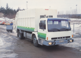 Sisu SC 150 VF/4150 garbage truck leaflet, 2 pages, A4-size, 04/1982, Finnish language