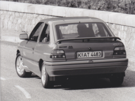 Ford Escort RS 2000, press photo, Germany, 9/1991