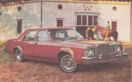 Granada 4-Door Sedan, US postcard, standard size, 1977