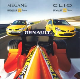 Megane & Clio Sport & Formula 1 team, square postcard, 2007