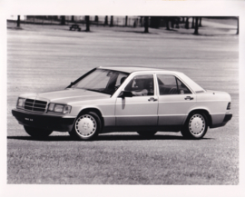 Mercedes-Benz 190 E 2.6 Sedan, press photo, USA,  1991