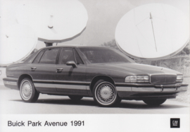 Buick Park Avenue Sedan - press photo - USA [export] - 1991