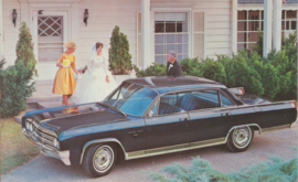 Ninety-Eight Luxury Sedan, US postcard, standard size, 1963,  # 62803-B