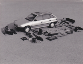Opel Astra with recycle parts,  press photo, Germany, 09/1991