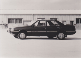 Hyundai Stellar 4-Door GSL Sedan, press photo, Belgium, 1984