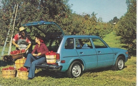 Civic CVCC Wagon, US postcard, standard size, 1977