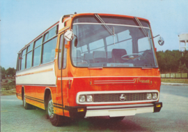 Pegaso Autocar 6046/2 coach postcard, A6-size, Spanish language
