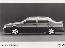 Lancia Thema 8.32 Berlina - factory photo - Italy - 1986