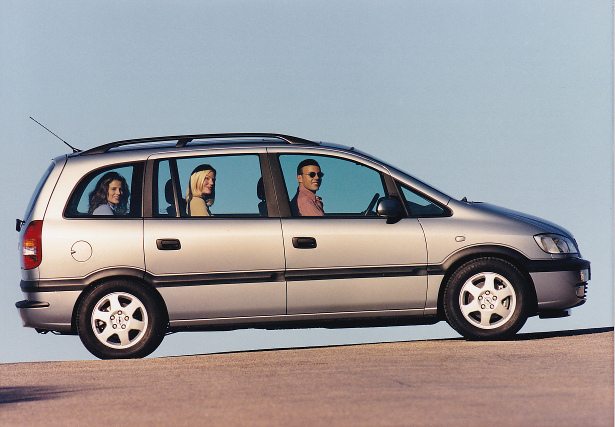Opel Zafira 7-seater, press photo, Germany, 03/1999