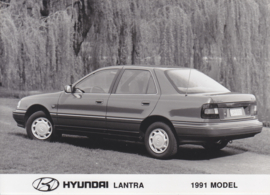 Hyundai  Lantra Sedan, press photo, Belgium, 1991