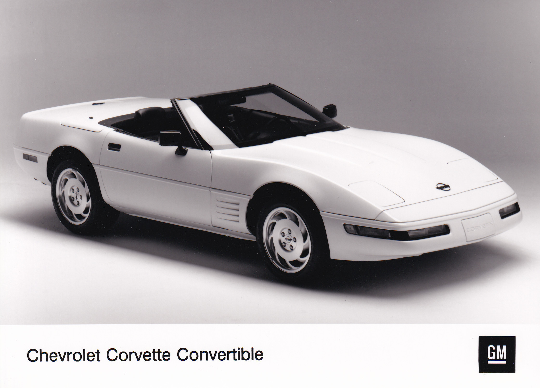 Chevrolet Corvette Convertible - press photo - Dutch - 1993
