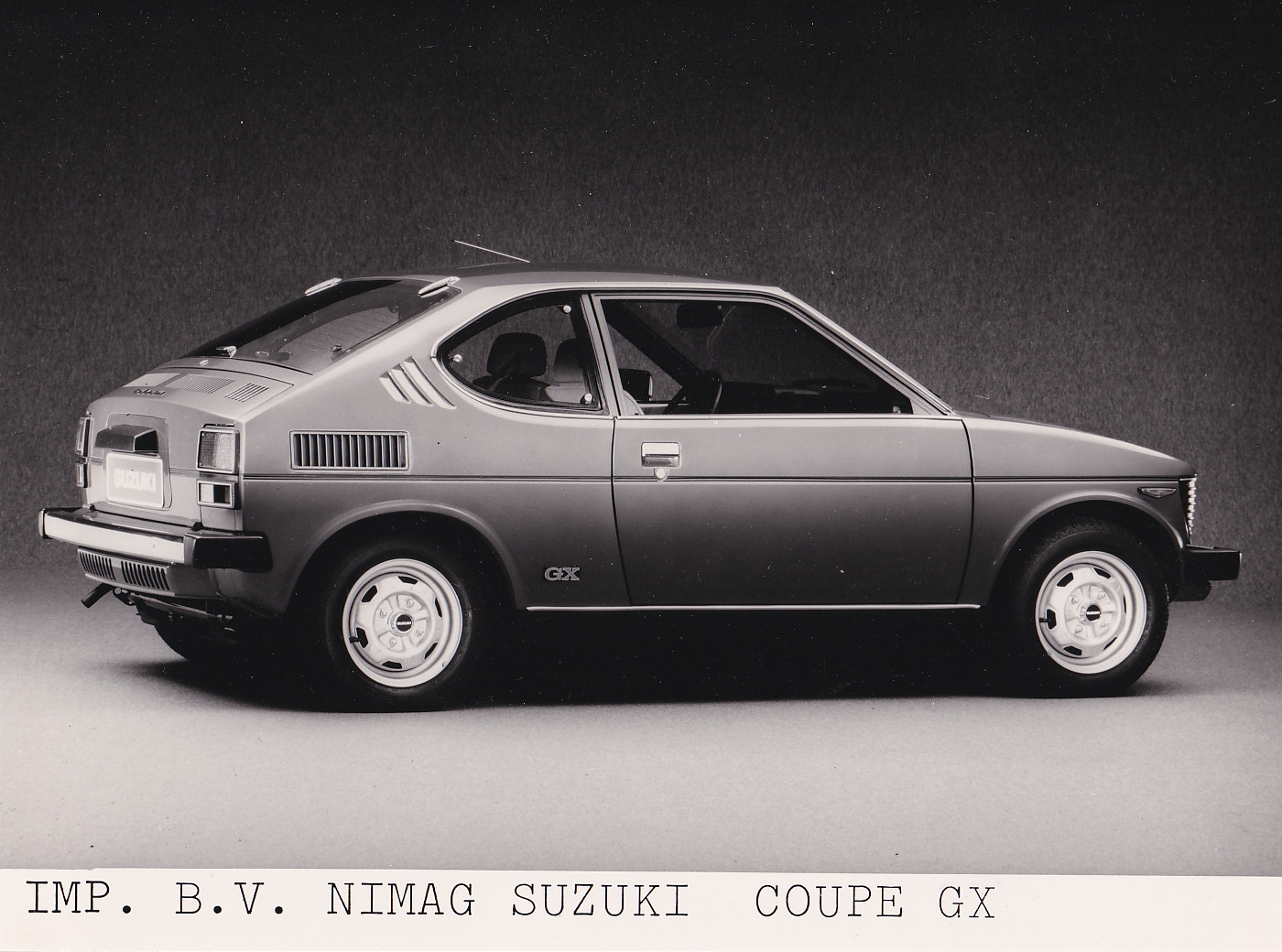 Suzuki Coupe GX, large press photo, Dutch, 1979