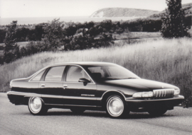 Chevrolet Caprice Classic Sedan - press photo - Europe (export) - 1990