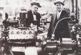 first V8 engine 1935, A6-size postcard for 75 Years Ford Germany, 2000