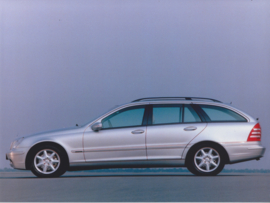 Mercedes-Benz press kit with photo's & text sheets, Amsterdam, 1/2001