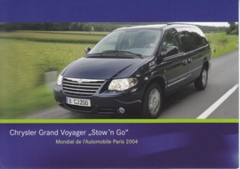 Chrysler Grand Voyager 'Stow 'n Go', A6-size postcard, Paris 2004