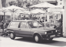 Volkswagen Polo Hatchback - press photo - Germany - 1988