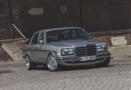 280 Sedan, A6-size postcard, Mercedes-Fan World # 10/2014, German