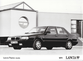 Lancia Thema scuro - factory photo - 09/1991
