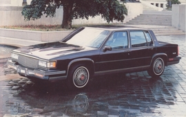 Sedan DeVille, US postcard, standard size, 1987