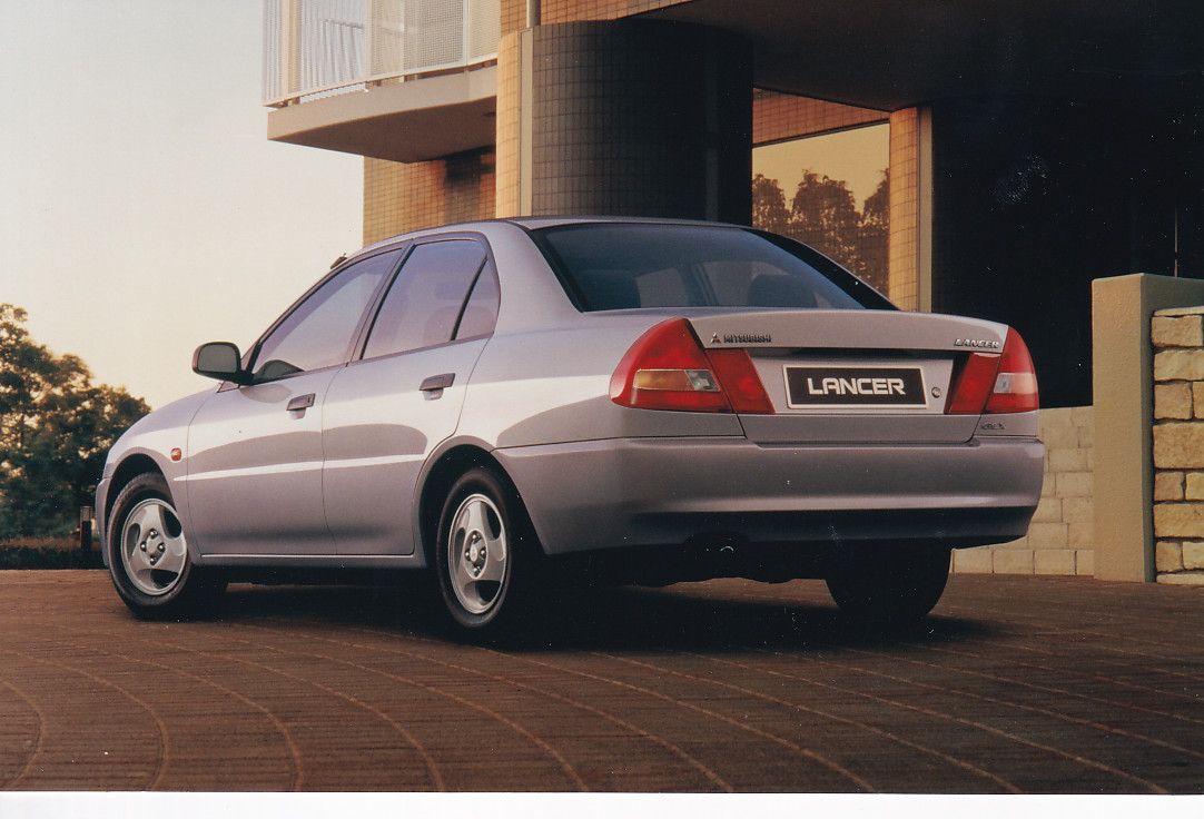 Mitsubishi Lancer Sedan, press photo, Belgium, 1996