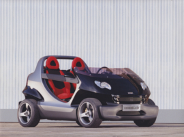 Smart Crossblade press kit with text pages and color photos, Geneva, 03/2001