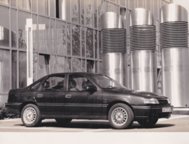 Opel Vectra CD & 4x4 Diamant,  press photo, Germany, 09/1991