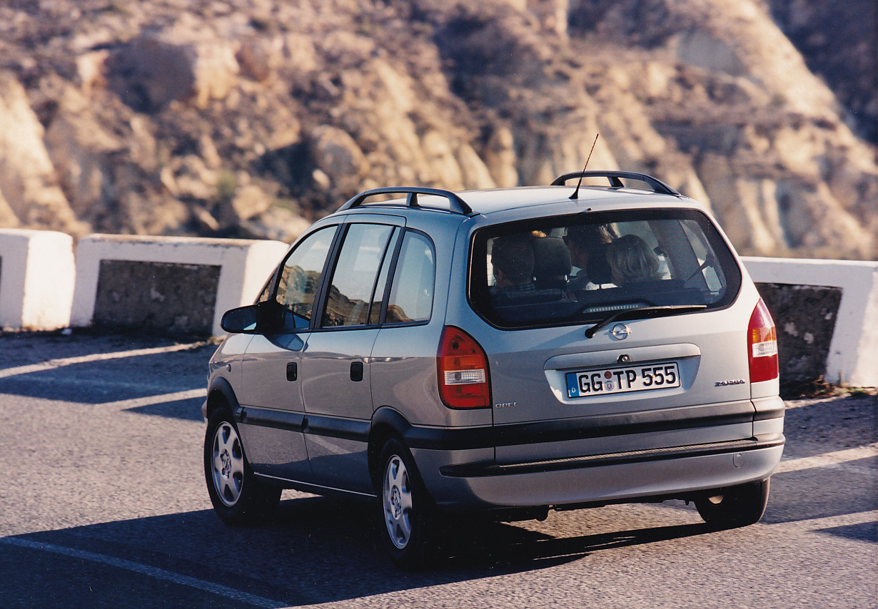 Opel Zafira, press photo, Germany, 03/1999