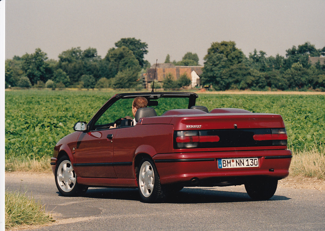 Renault Cabriolet RSi, press photo, Germany, 9/1995