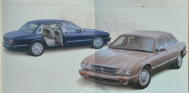 Daimler Saloon V8 & Super V8 brochure, 36 large size pages, 2000, Dutch language (fb)