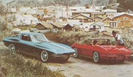 Corvette Sting Ray Sport Coupe & Convertible, US postcard, standard size, 1965, # 4 (no reprint!)
