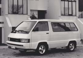 Toyota Model F 2000 Bus, press photo, Belgium, 1/1986
