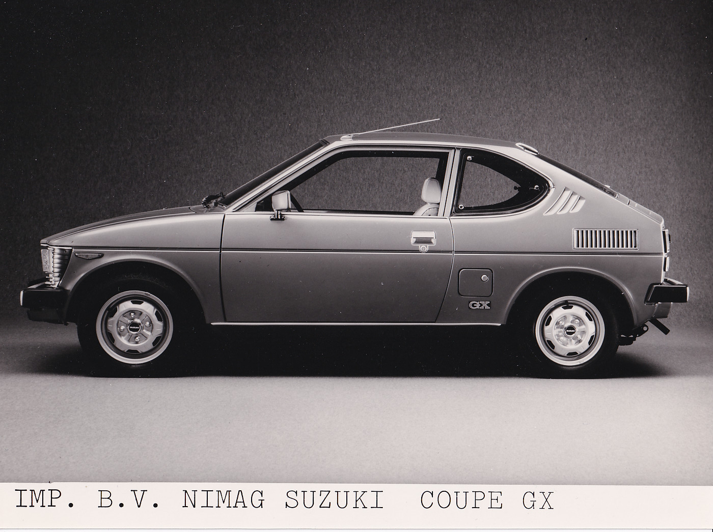 Suzuki Coupe GX, large press photo, Dutch, 1979