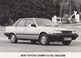 Toyota Camry 2.0 GLi Saloon, press photo, UK, 1984