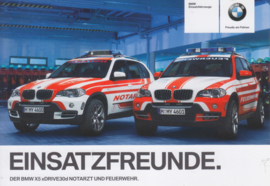 X5 xDrive30d Notartzt [doctors] & Fire brigade car, A6-size card, German, c2010