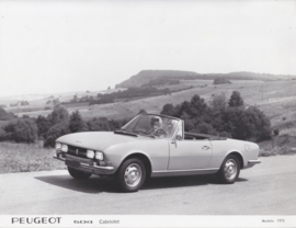 Peugeot 504 Cabriolet, press photo, France, 1972
