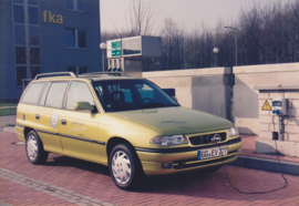 Opel Astra Impuls EV concept car, press photo, Germany, 04/1997